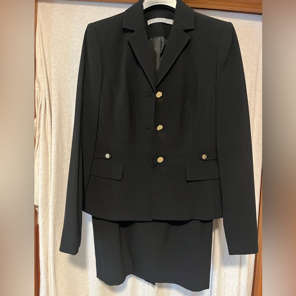 Marc NY Black Blazer and Skirt Set - Size 4